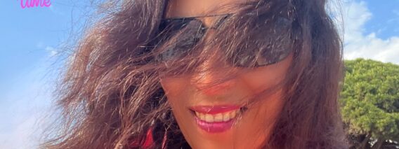 Suivre les Aventures de Meriem Live – Ambiance Summer Time Music